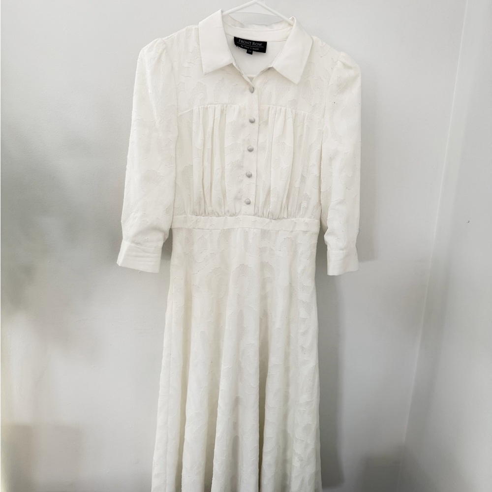 Chic White Long Sleeve Dress
